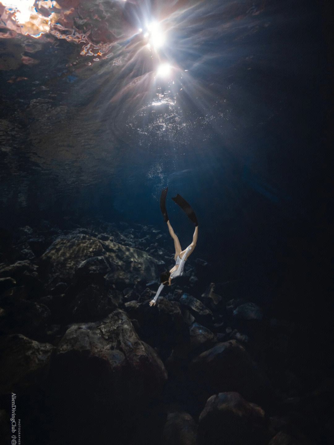 自由潜水深潜挑战，探索海底深藏的奇迹的简单介绍