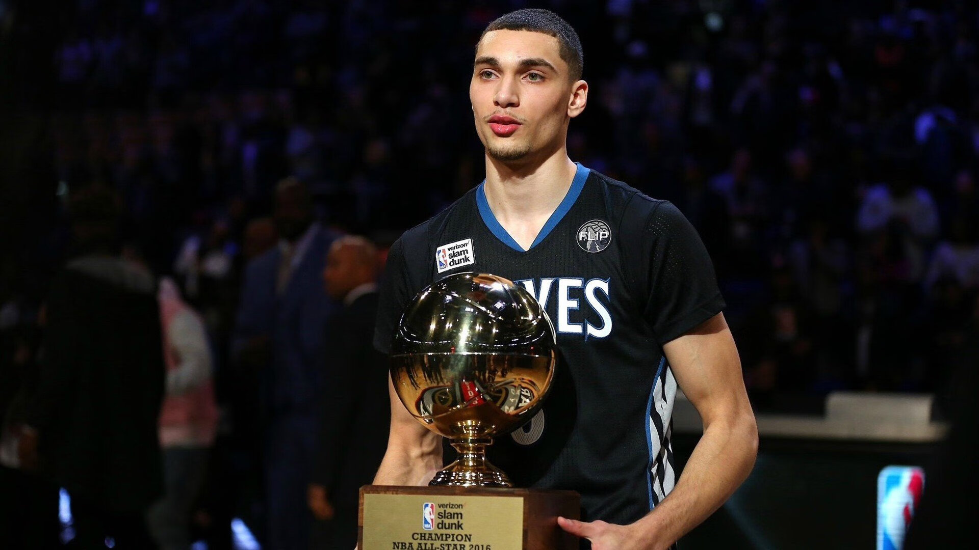 巴恩斯真技艺爆发,成为球队的秘密武器,巴恩斯被交易还上场打球